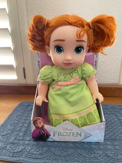 Disney Frozen Young Anna New in Box