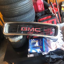 GMC GRILLE