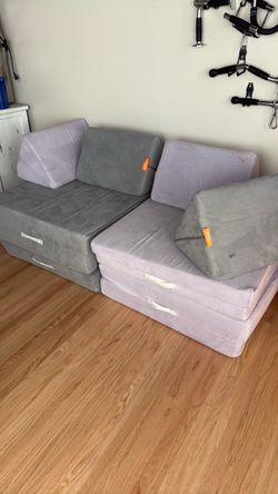 Nugget couch