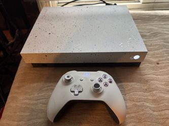 Xbox One X Lunar White Special Edition Console
