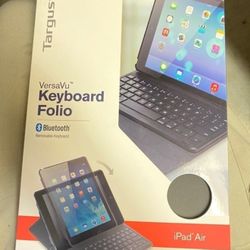 I pad Air case 9.7" or 10.9"