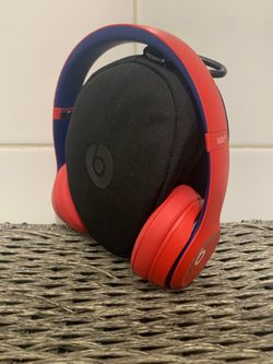 Beats Solo3 Wireless Headphones (read description)