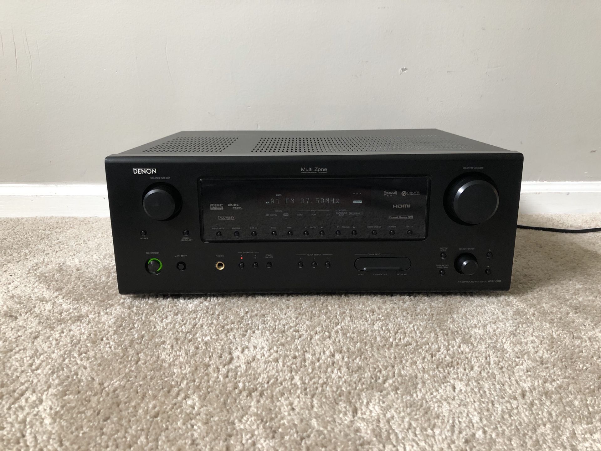 Denon AVR688 7.1 HDMI Home Theater Surround Receiver for Sale in Mount