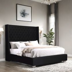 NEW IN BOX 6FT Tall Black Tufted LinenFabric Queen And King Size