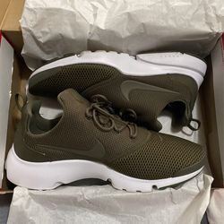 Nike Men’s Sneaker