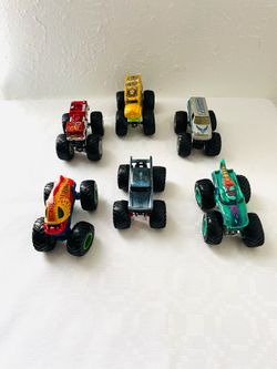 Hot Wheels Monster Truck 1:64