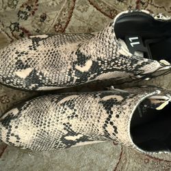 Brand New Boots 🥾 Sz 11 And Sz10 Ea 