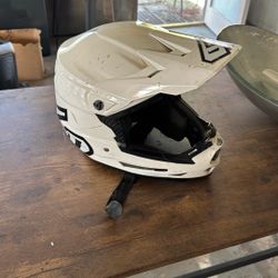 Helmet Size YXL