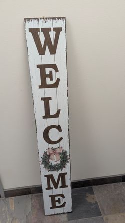 A front door sign
