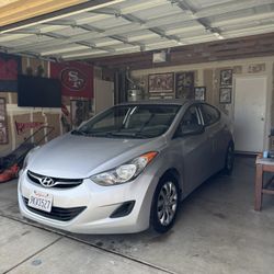 2012 Hyundai Elentra