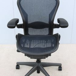 Herman Miller Aeron Chair