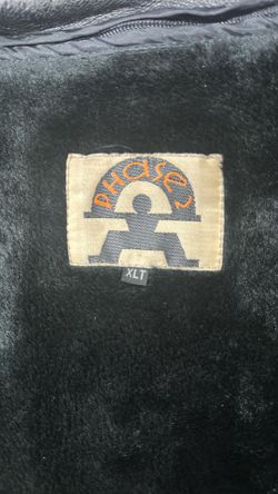 THIS IS A BLACK LEATHER JACKET NICE REMOVABLE HEAD SECTION W ZIPPER TO MANY POCKETS 8 Outside  Two Inside Clean Check The Pictures