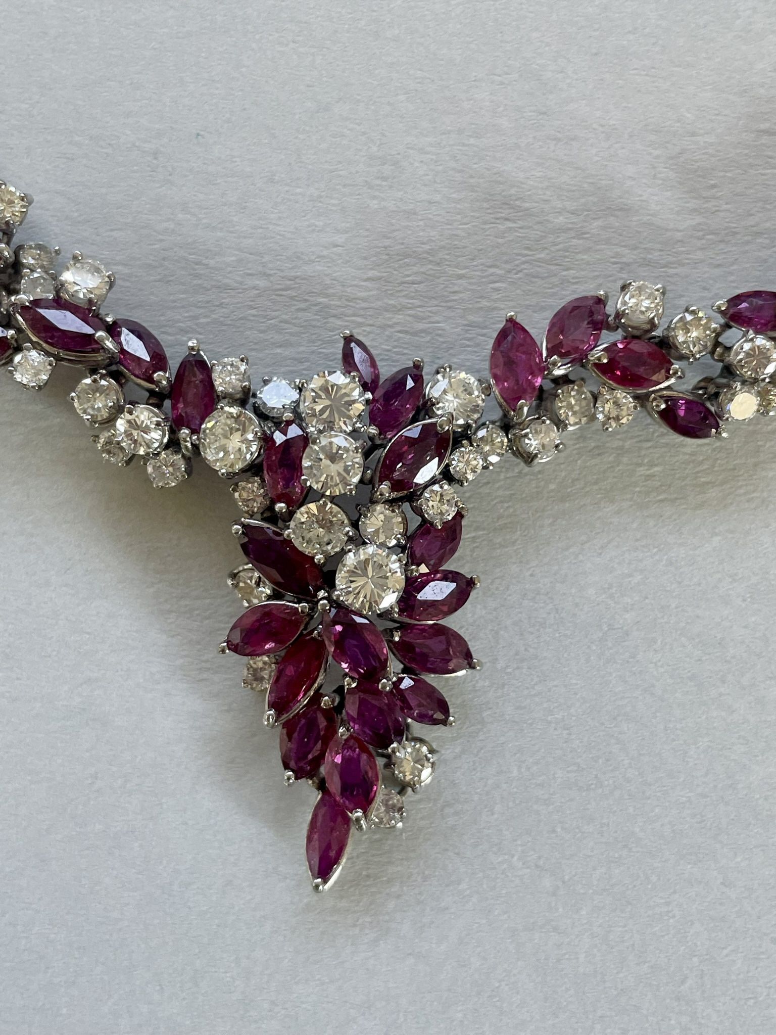 Unique Rubi and Diamond Set