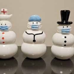 Solid Glass Snowmen By THAMES GLASS