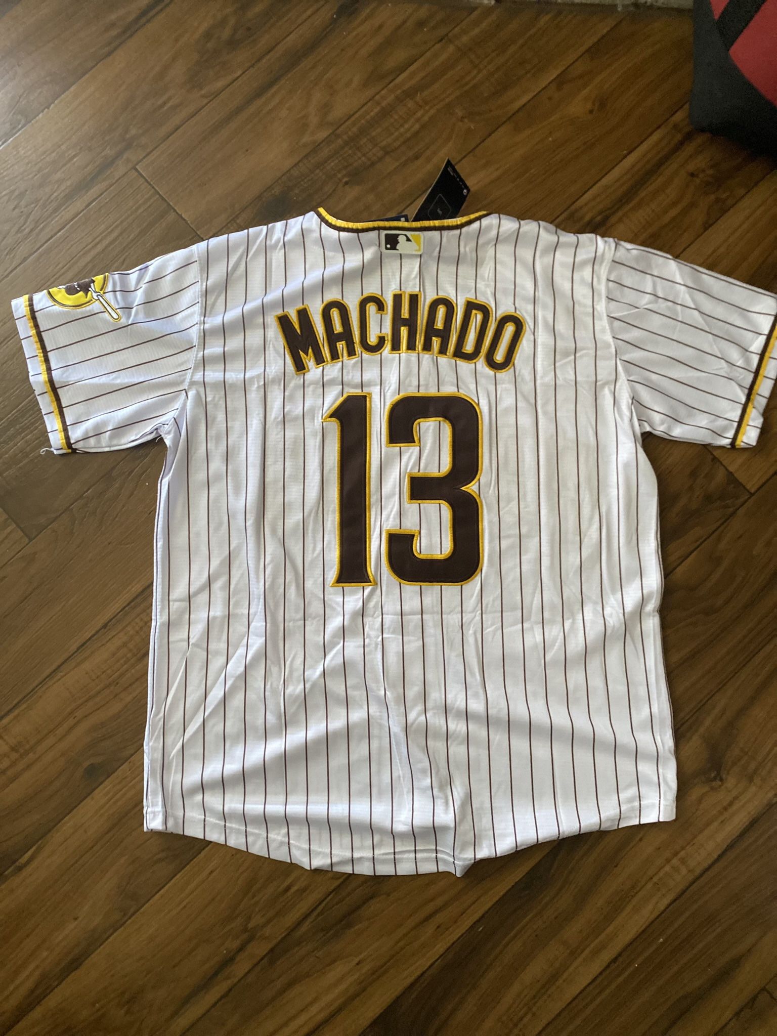 Padres Jersey Machado XL for Sale in San Diego, CA - OfferUp