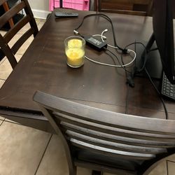Dining Room table For Sale Comes With 3 Chairs 