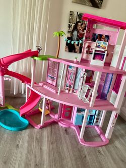 Barbie dream house