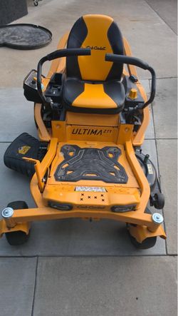 Cub Cadet Ultima ZT1 Zero-Turn  Mower