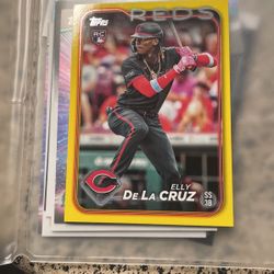 Yellow Topps Rookie Elly De La Cruz