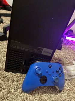 XBOX SERIES X WITH CONTROLLER