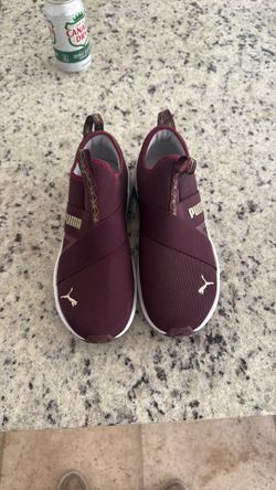 Ladies, Puma, Maroon, And Gold, Better Foam Tennis