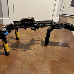 Shoulder rig for DSLR camera (video)