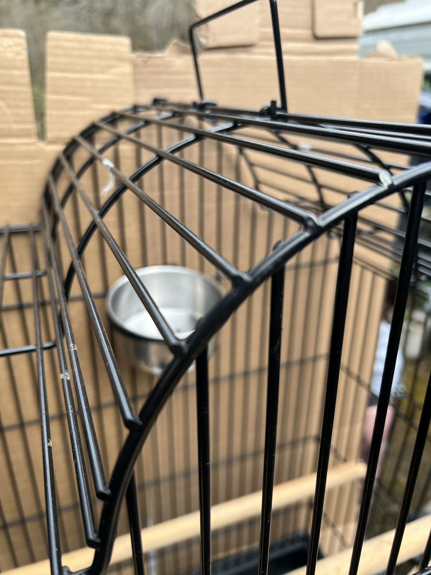 like new bird cage