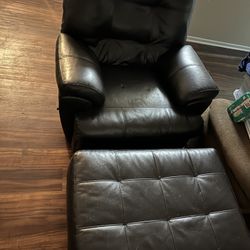 Recliner And Ottoman 