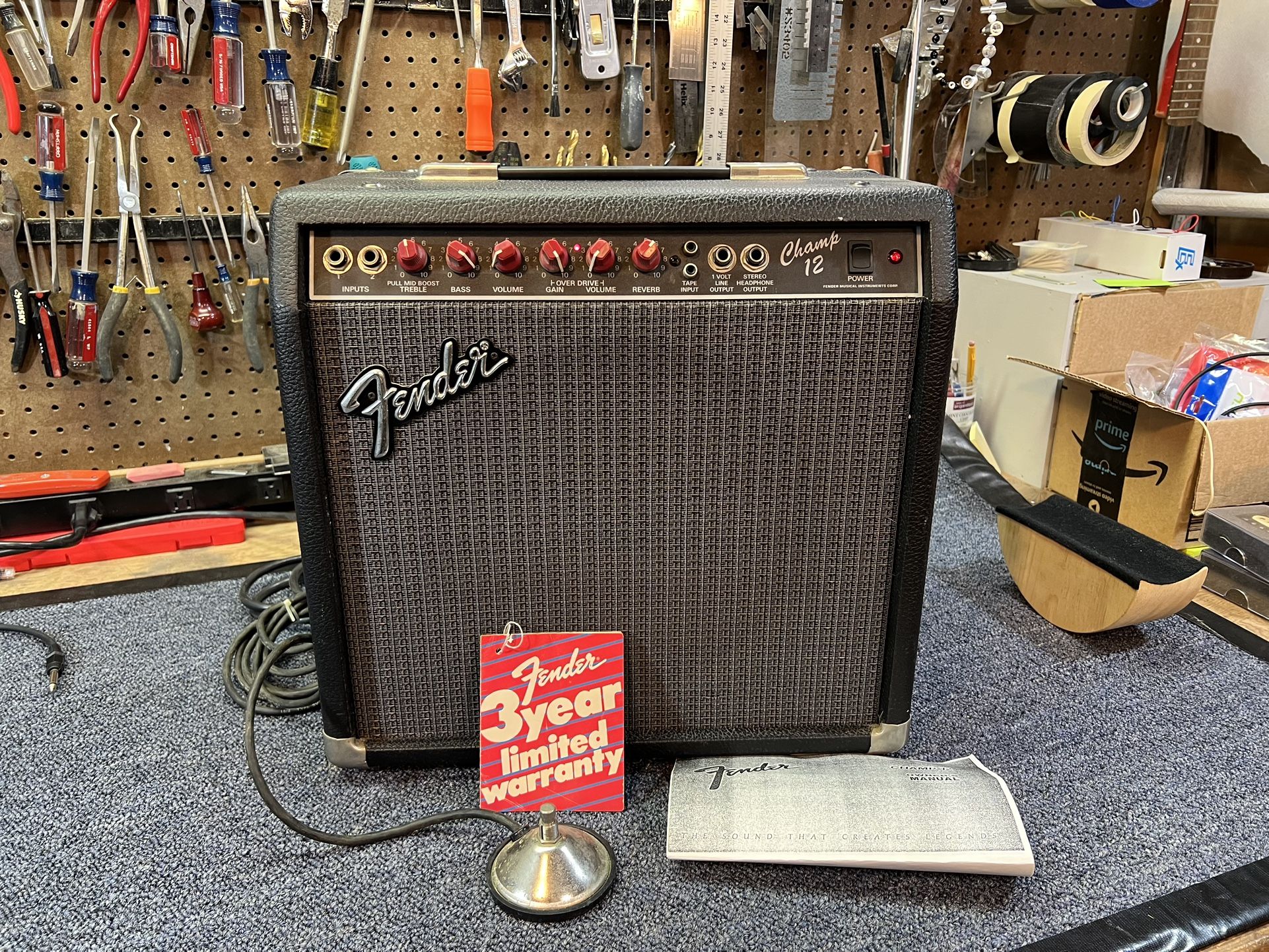 Fender Champ 12 Tube Amp with Footswitch!