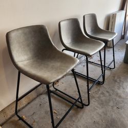 New Faux Leather  Grey *Counter Height Bar Stools (3 Pc)