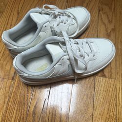 Nike Gamma Force size 8