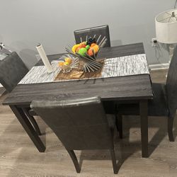 Table And Chairs 