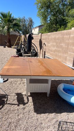 4feet table
