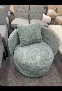 Assembled New Swivel Accent Chairs 360° Round Swivel Barrel Chair with Pillow