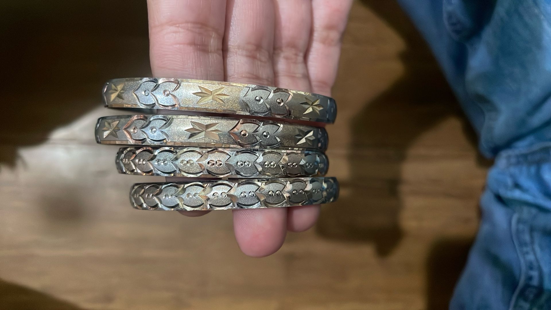 Silver, Rose Gold, Gold 