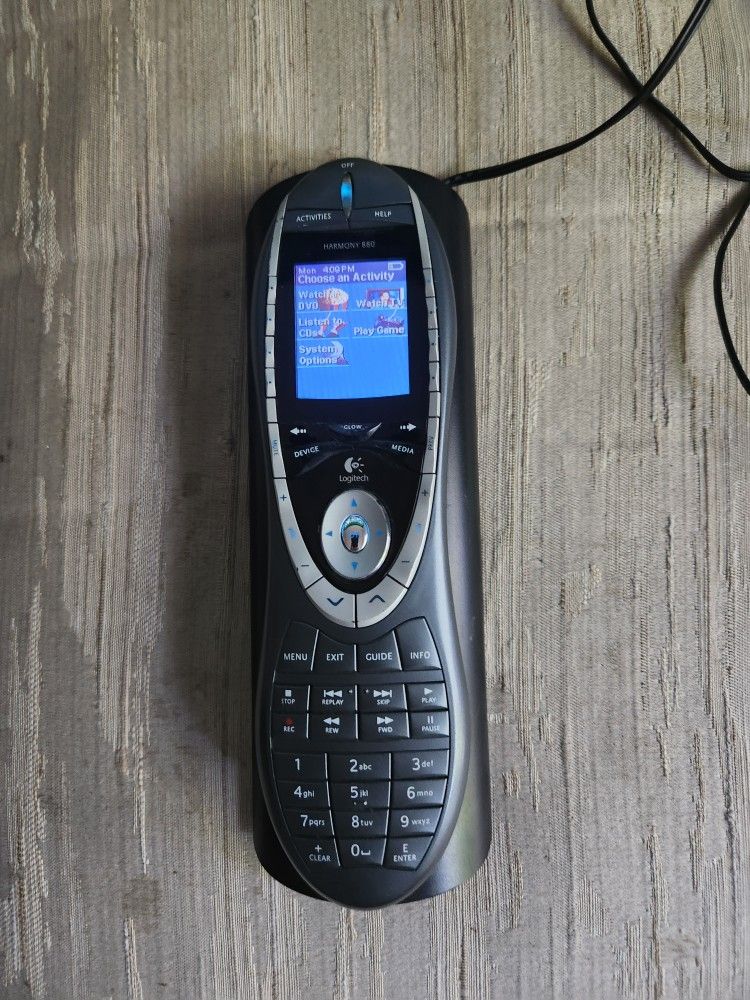 Logitech Harmony 880 Remote