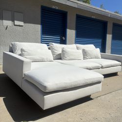 Large Harmony, Sectional Couch 🛻 Delivery Available🛻