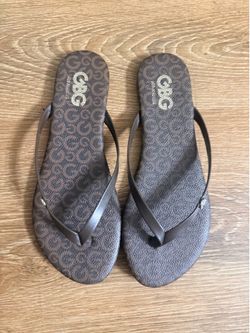 Guess sandals