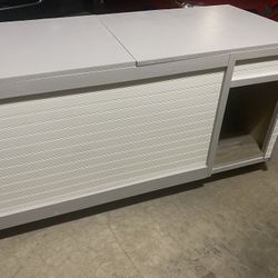 Custom Dog House Insulated