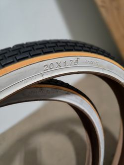 New 20X1.75 White Wall Nylon