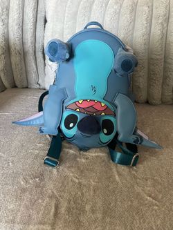 Lounge fly stitch back pack