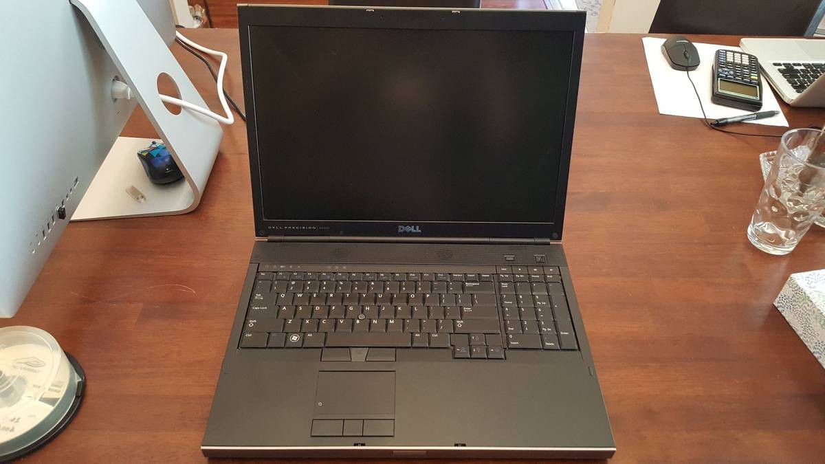 Dell Precision M6500 professional notebook computer BROKEN