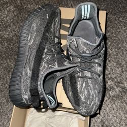 Yeezy 350 Boost MX Dark Salt