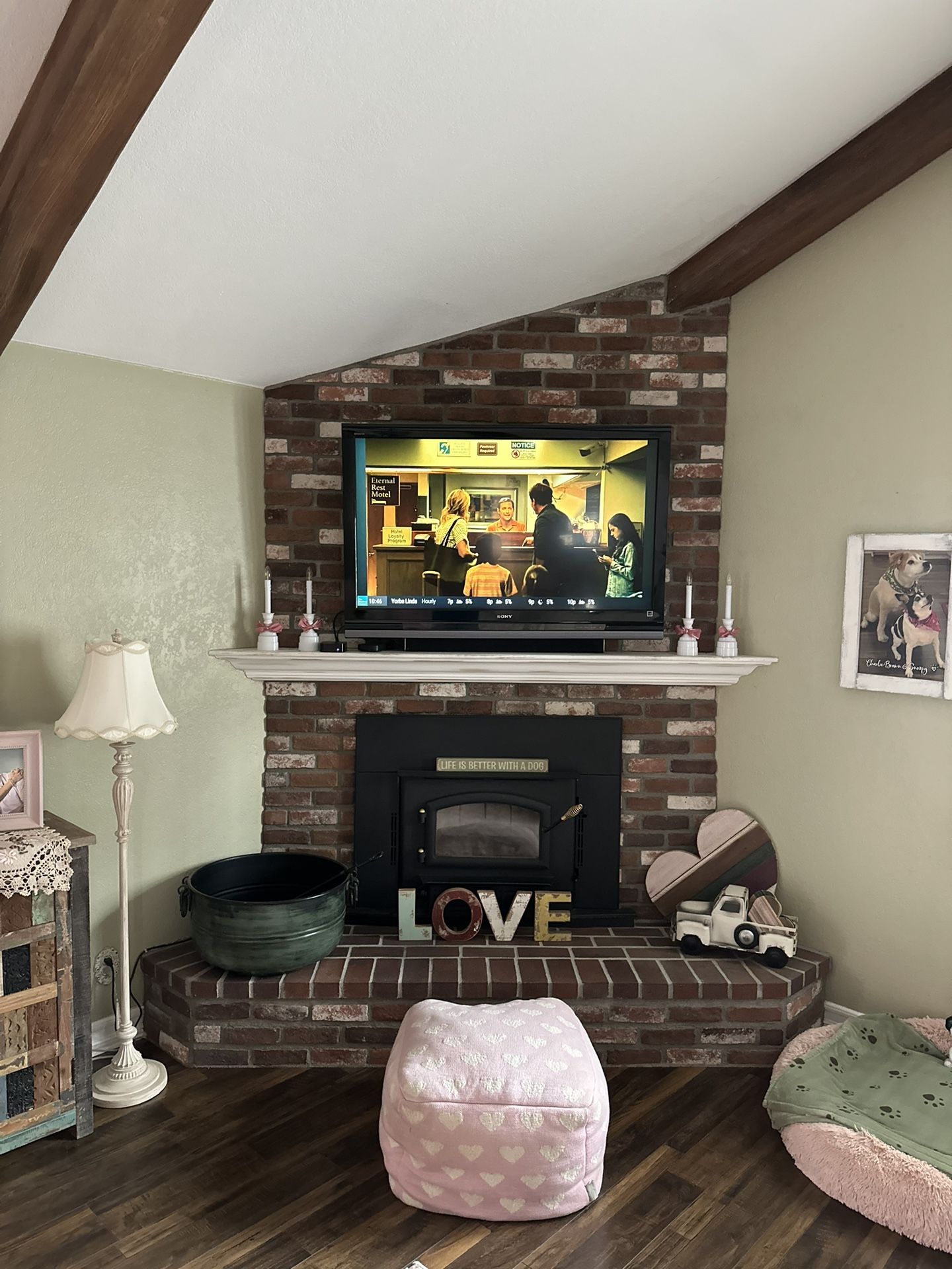 Sony Bravia TV With Apple Box