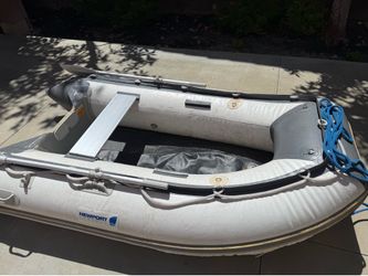 Newport Vessel inflatable