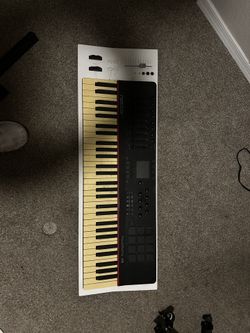 Nektar Digital Keyboard $200