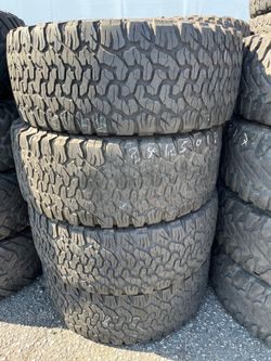 Vendo 34/12.50/R18 las 4 llantas por $210