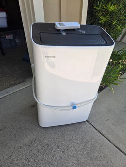 Toshiba Portable Air Conditioner with Remote
