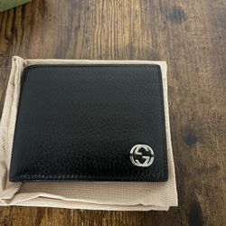 Gucci Bifold - Black 