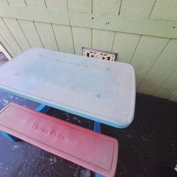 Outdoor Kids Table $10 Only 